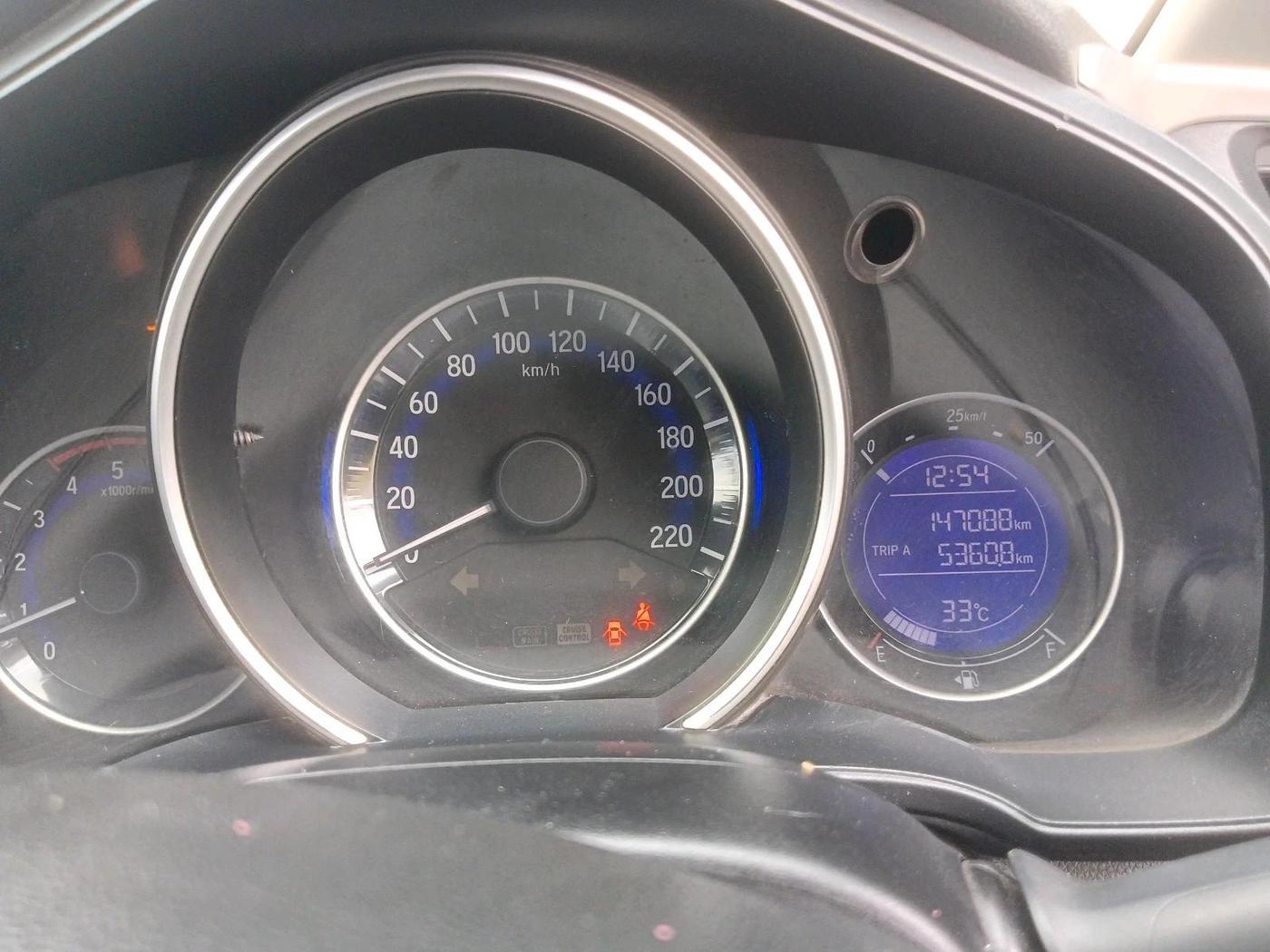 2018 Honda WR-V 1.5L I-DTEC VX MT, Diesel, Manual, 1,47,088 km, interior