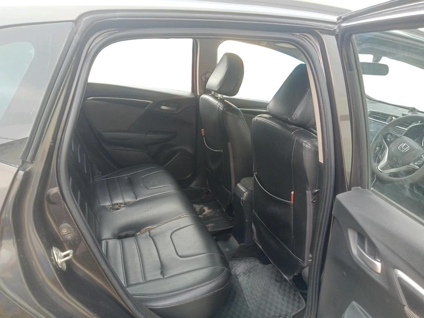 2018 Honda WR-V 1.5L I-DTEC VX MT, Diesel, Manual, 1,47,088 km, interior