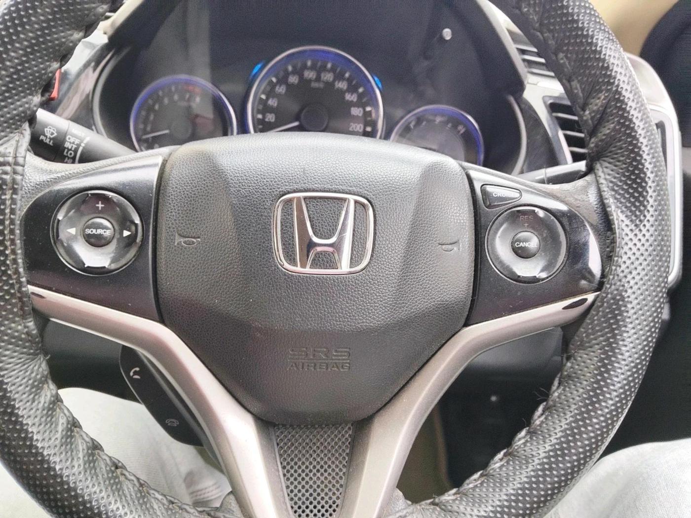 2015 Honda City 1.5L I-VTEC SV, Petrol, Manual, 1,75,346 km, interior