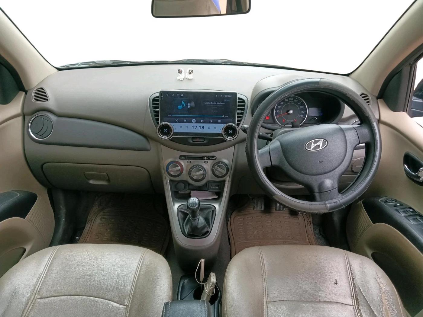 2012 Hyundai i10 SPORTZ 1.2, Petrol, Manual, 58,369 km, interior