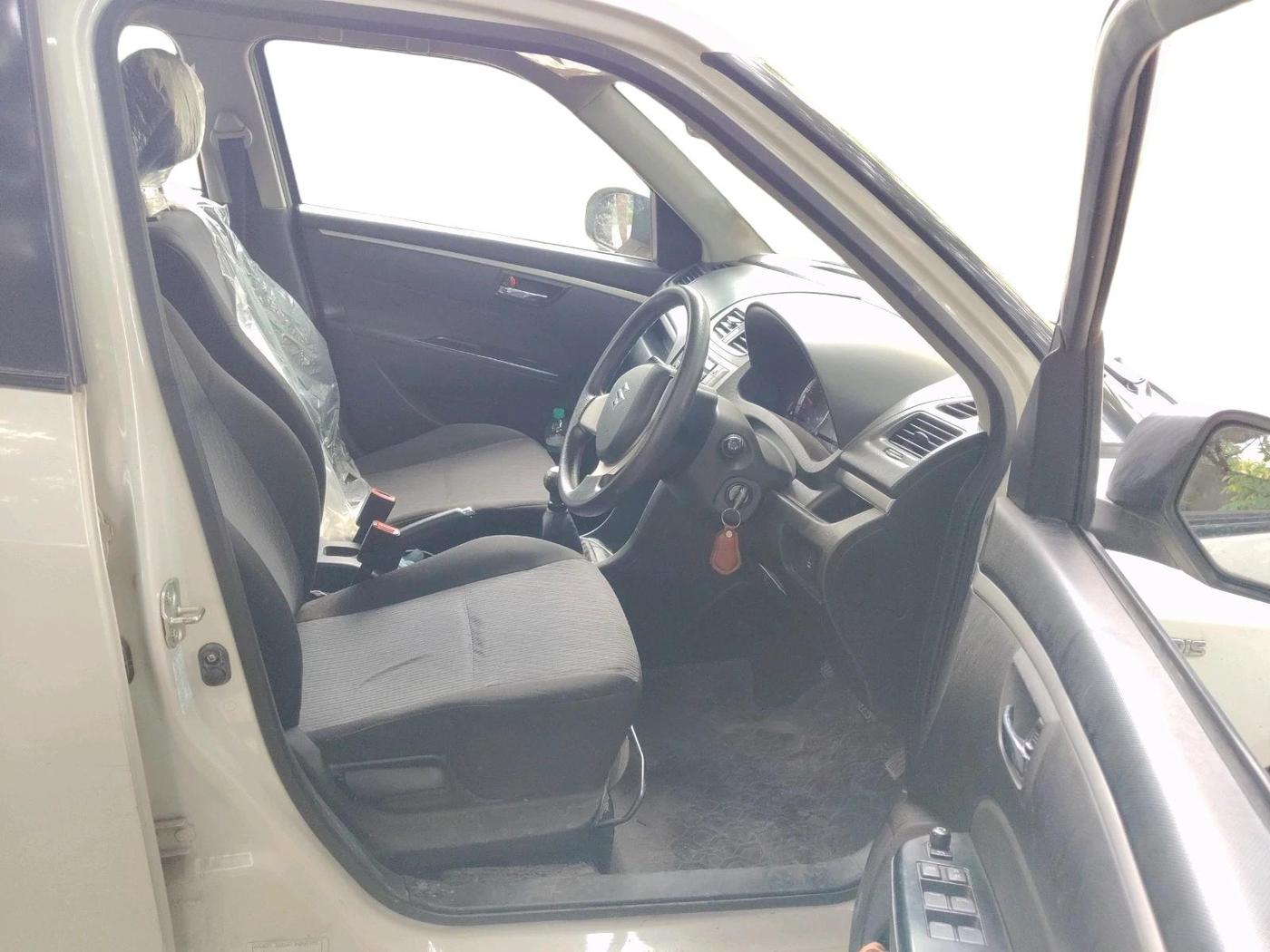 2015 Maruti Swift VDI, Diesel, Manual, 18,791 km, interior