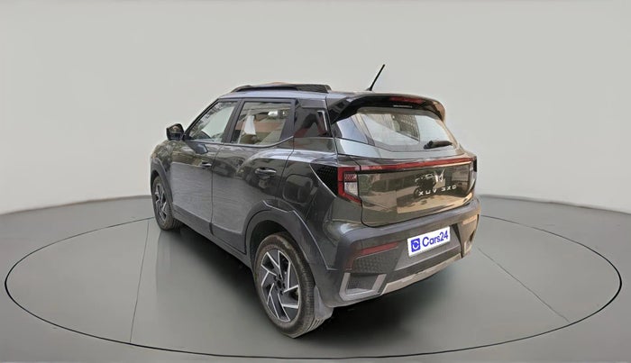 2024 Mahindra XUV 3XO AX7L 1.2 TGDi, Petrol, Manual, 16,641 km, exterior
