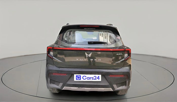 2024 Mahindra XUV 3XO AX7L 1.2 TGDi, Petrol, Manual, 16,641 km, exterior