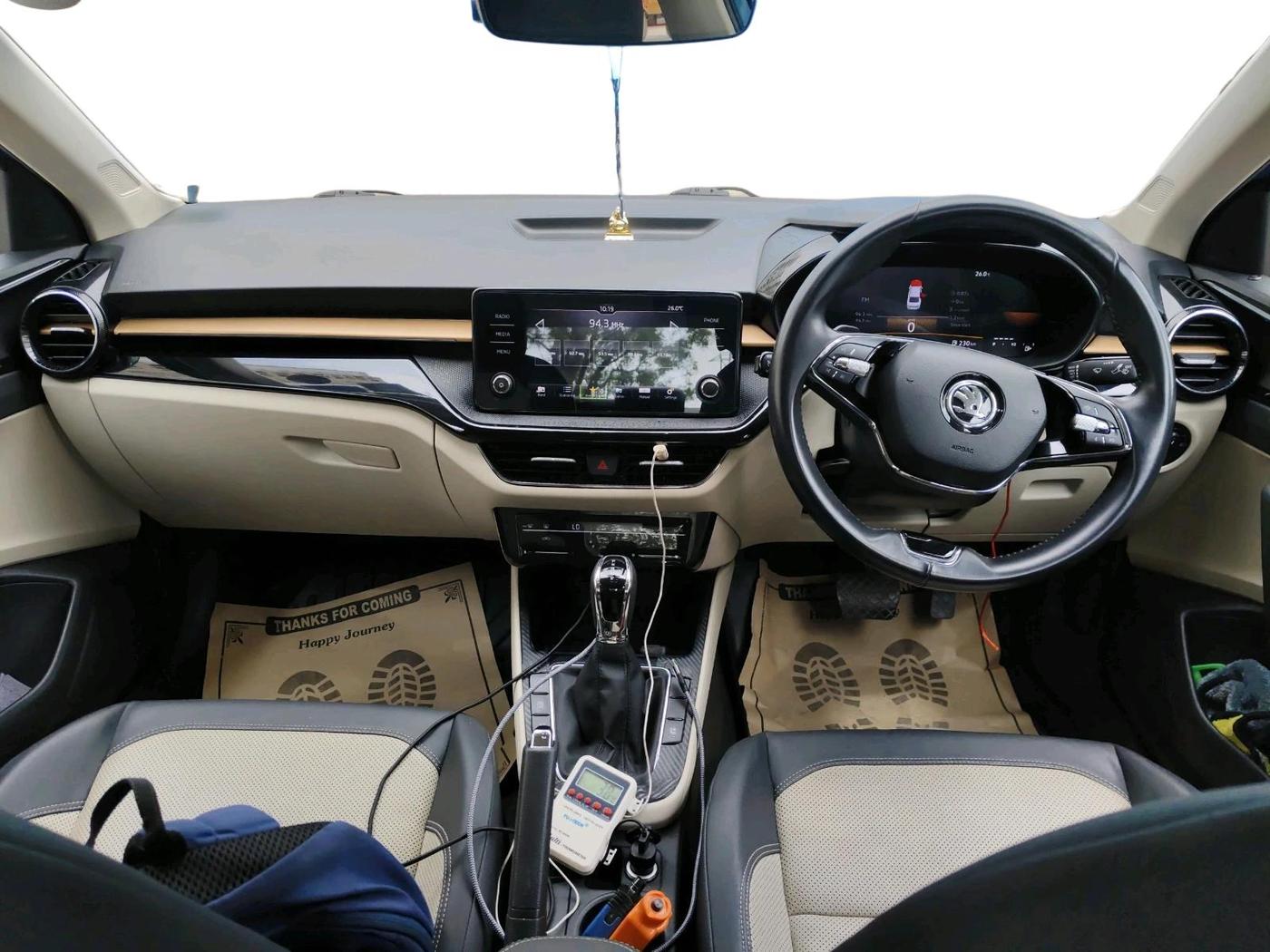 2023 Skoda SLAVIA STYLE 1.0L TSI AT, Petrol, Automatic, 29,810 km, interior