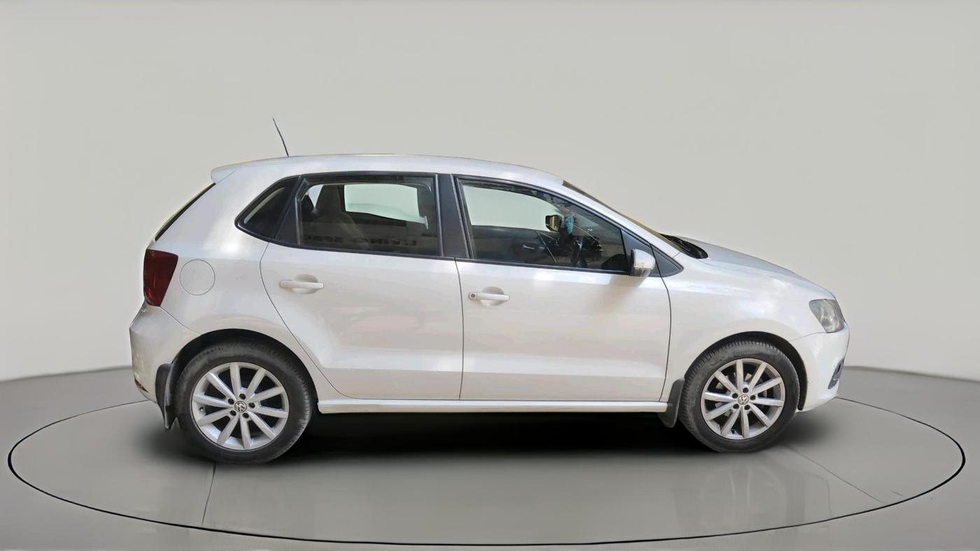 2018 Volkswagen Polo HIGHLINE PLUS 1.2(16 ALLOY, Petrol, Manual, 1,10,438 km, exterior