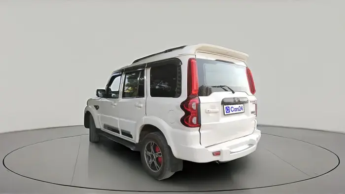 2015 Mahindra Scorpio S2, Diesel, Manual, 89,107 km, exterior