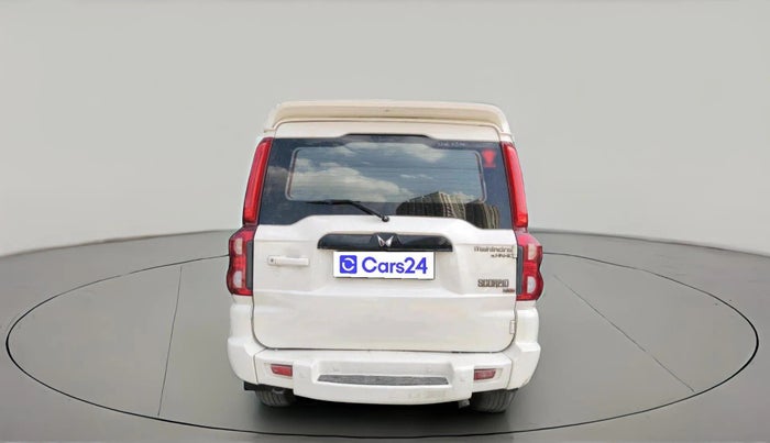 2015 Mahindra Scorpio S2, Diesel, Manual, 89,107 km, exterior