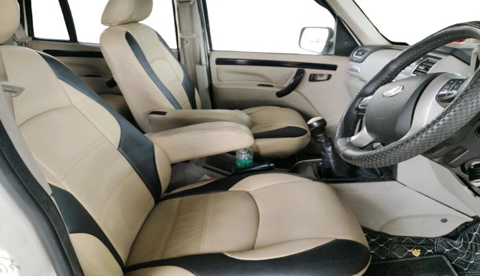 2015 Mahindra Scorpio S2, Diesel, Manual, 89,107 km, interior