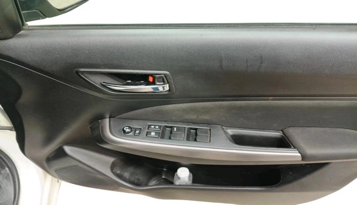 2021 Maruti Swift ZXI, Petrol, Manual, 60,008 km, interior