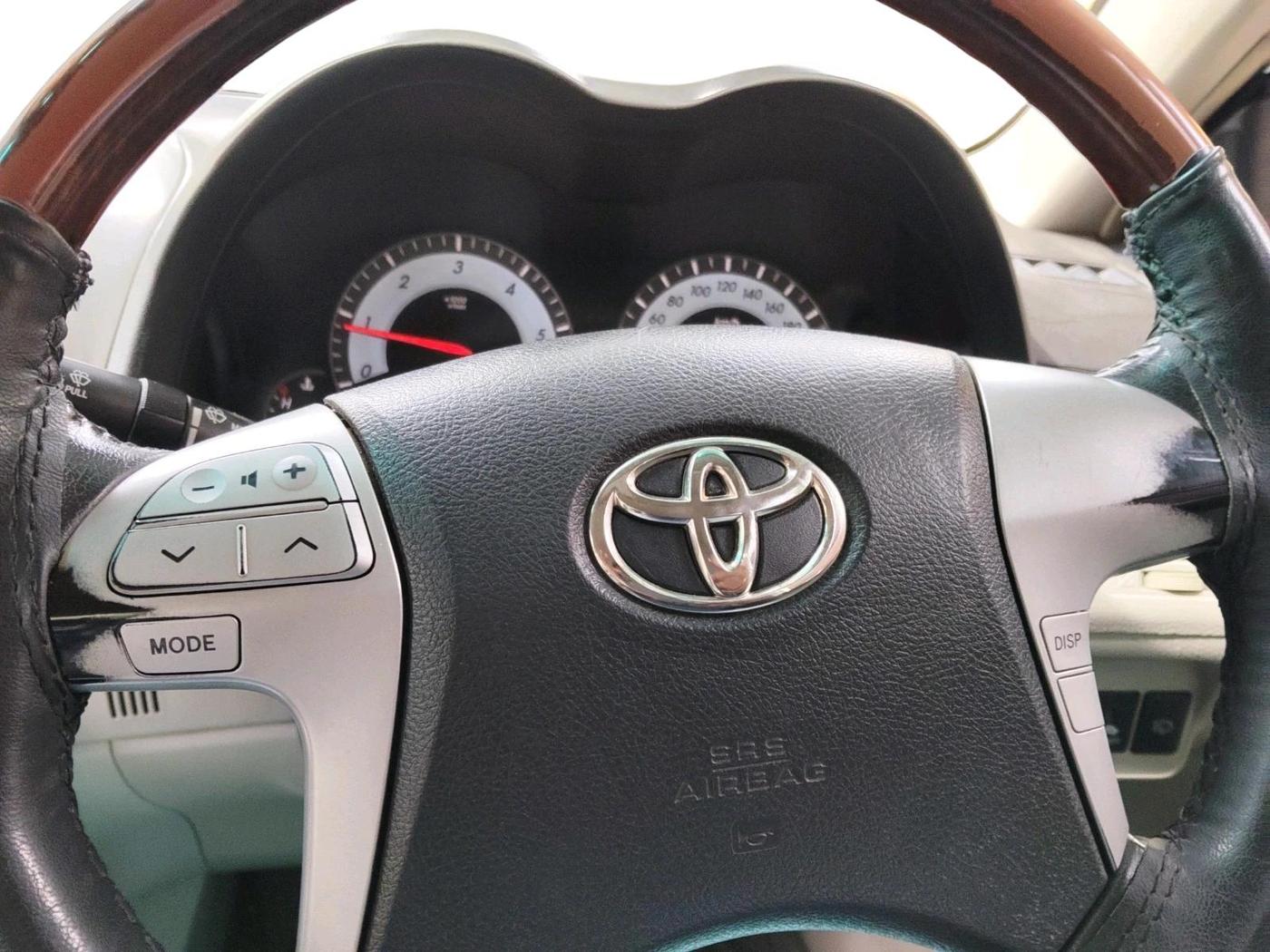 2011 Toyota Corolla Altis G DIESEL, Diesel, Manual, 95,560 km, interior