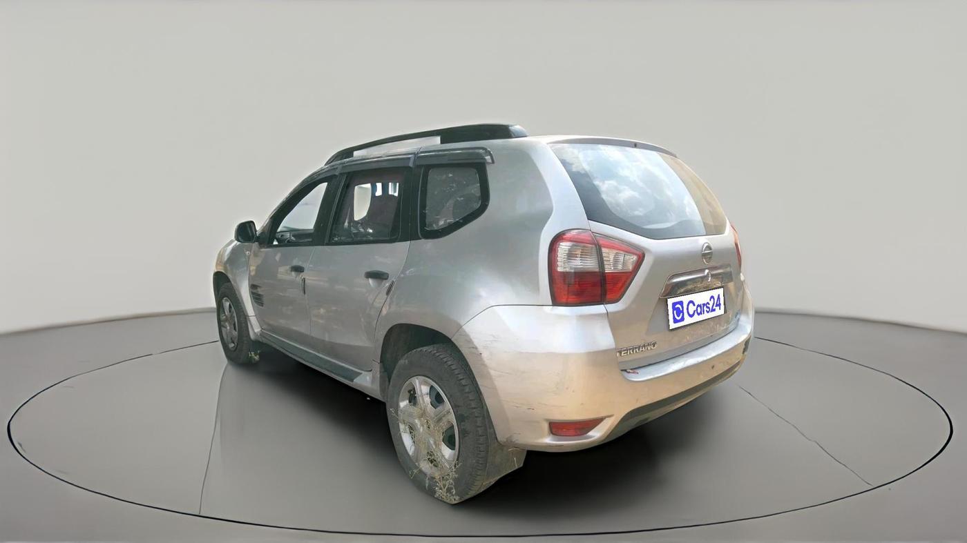 2014 Nissan Terrano XE (D), Diesel, Manual, 2,30,873 km, exterior