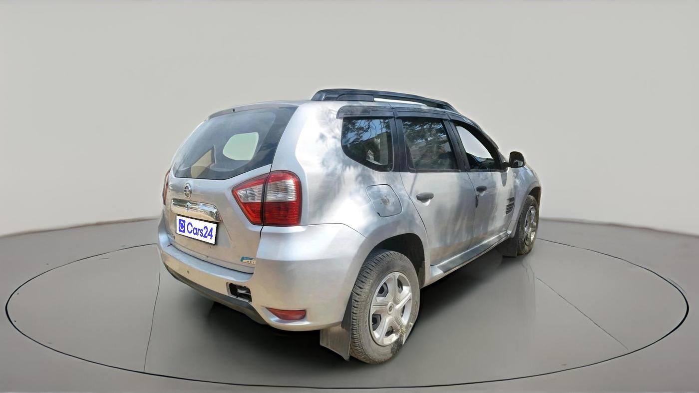 2014 Nissan Terrano XE (D), Diesel, Manual, 2,30,873 km, exterior