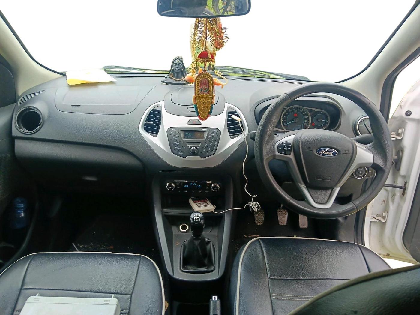 2016 Ford New Figo TITANIUM1.5 DIESEL, Diesel, Manual, 1,27,073 km, interior