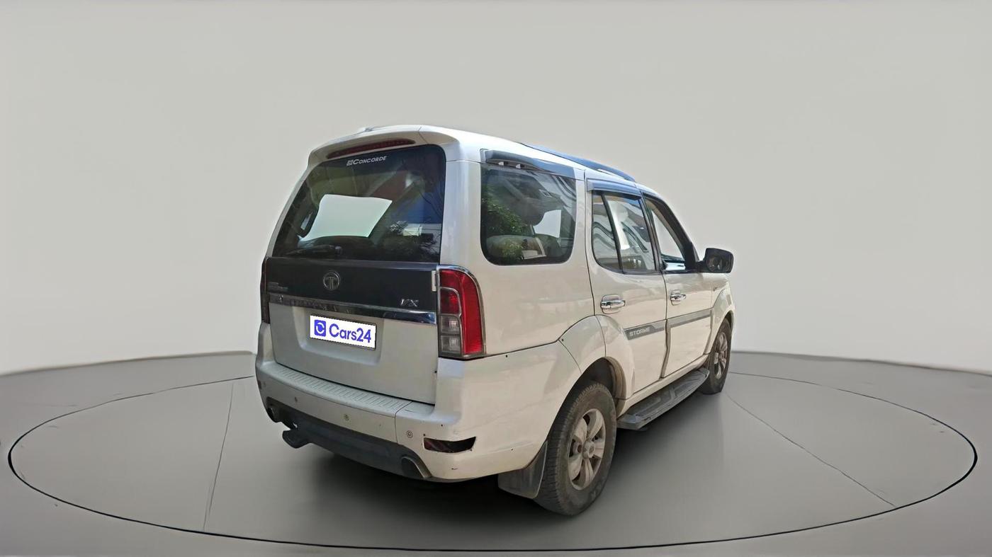 2016 Tata Safari Storme 2.2 VX 4X2, Diesel, Manual, 1,07,957 km, exterior