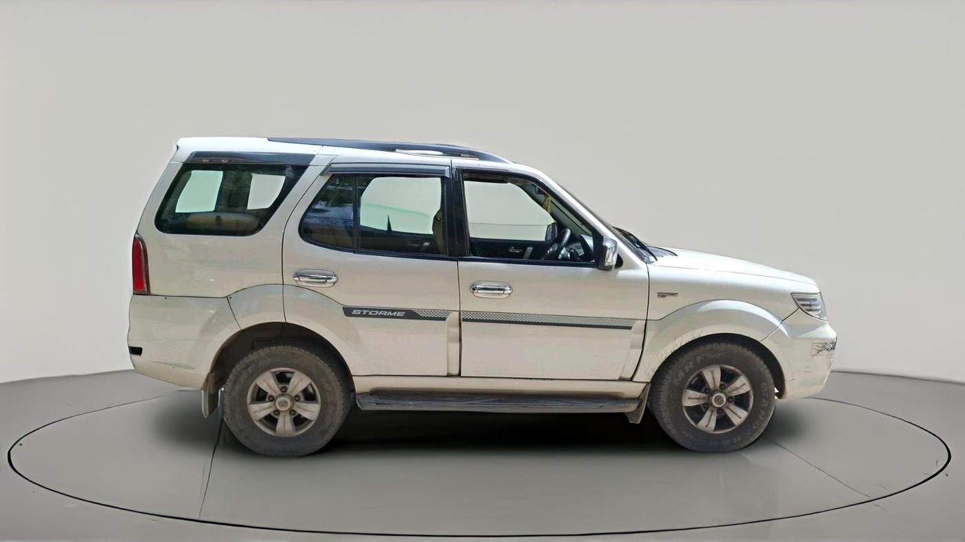 2016 Tata Safari Storme 2.2 VX 4X2, Diesel, Manual, 1,07,957 km, exterior