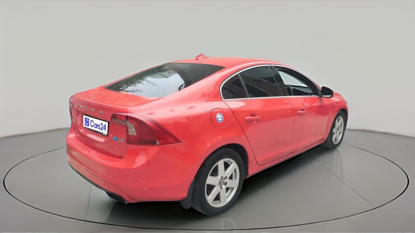2014 Volvo S60 SUMMUM D5, Diesel, Automatic, 1,20,706 km, exterior
