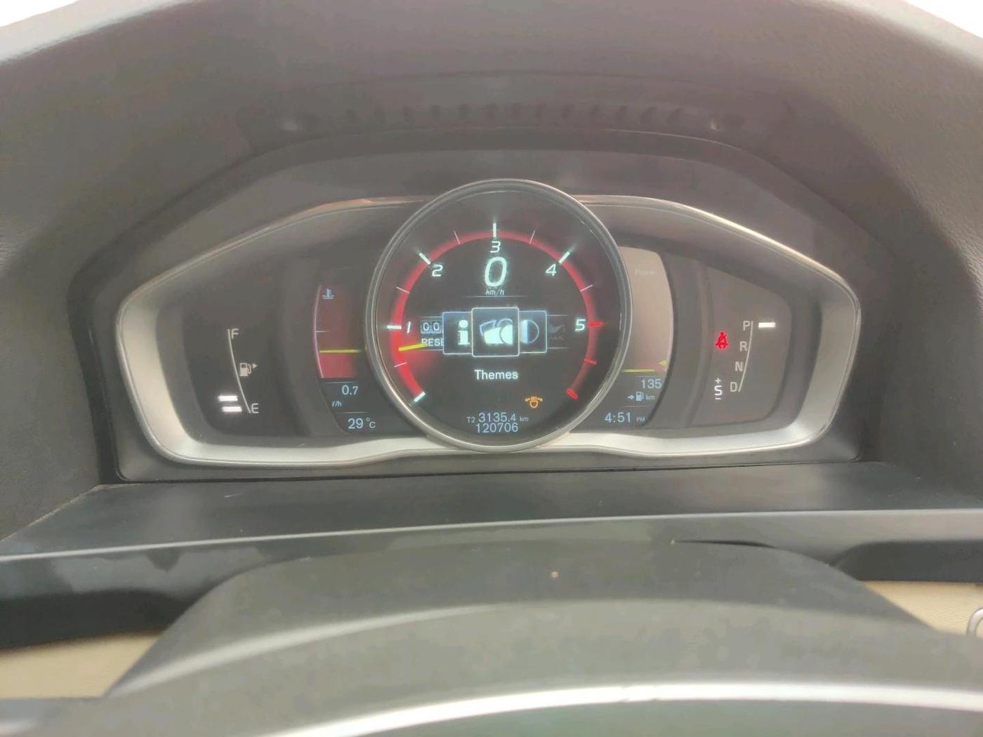 2014 Volvo S60 SUMMUM D5, Diesel, Automatic, 1,20,706 km, interior