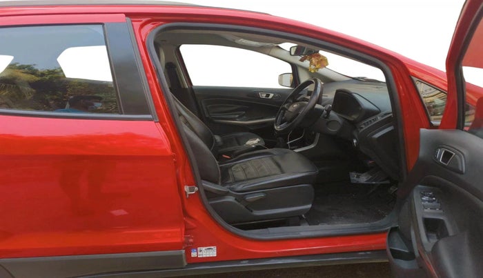 2017 Ford Ecosport TITANIUM + 1.5L DIESEL, Diesel, Manual, 2,22,415 km, interior