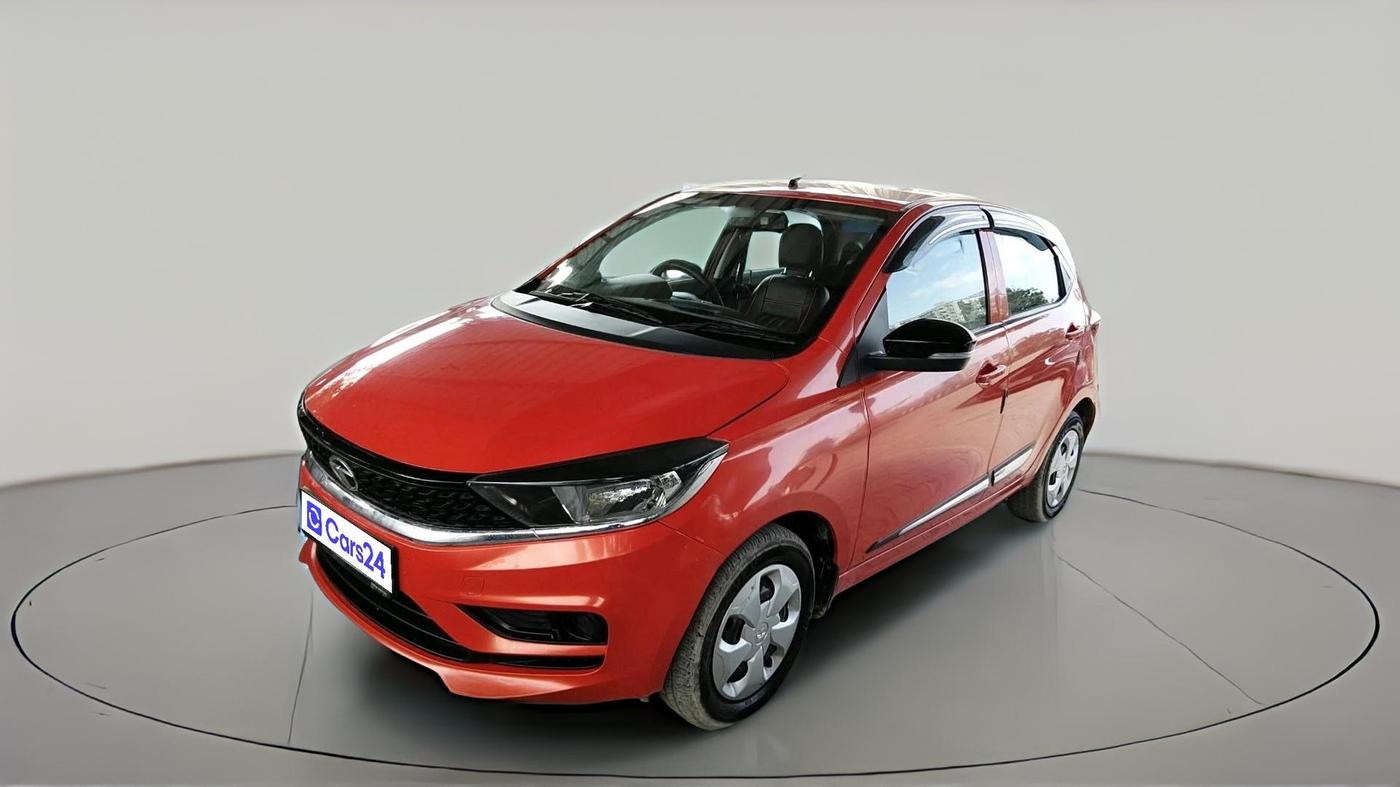 2023 Tata Tiago XT (O) PETROL, Petrol, Manual, 18,023 km, exterior