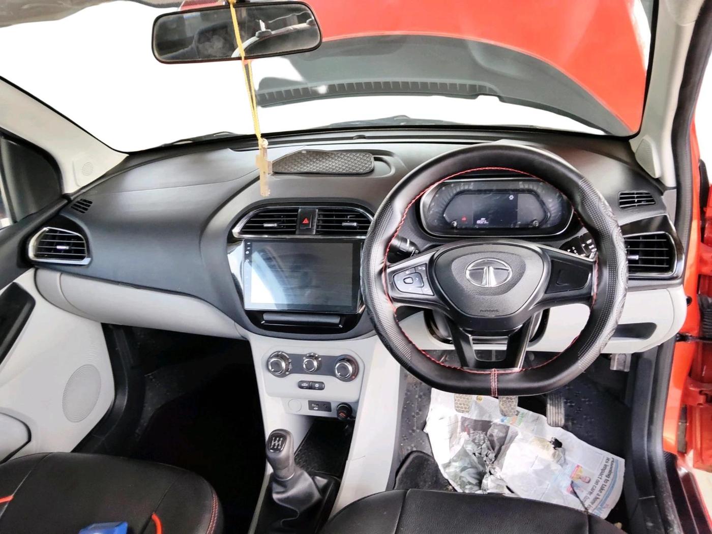 2023 Tata Tiago XT (O) PETROL, Petrol, Manual, 18,023 km, interior