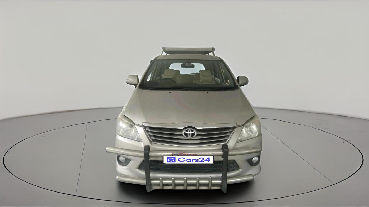 2012 Toyota Innova 2.5 VX 7 STR, Diesel, Manual, 1,57,094 km, exterior
