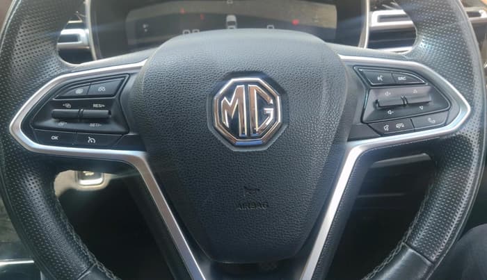 2023 MG HECTOR PLUS SHARP PRO 2.0 TURBO DIESEL 7 STR, Diesel, Manual, 79,664 km, interior