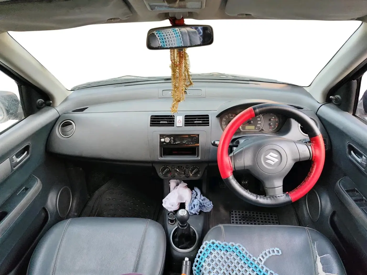 2007 Maruti Swift VXI 1.3, Petrol, Manual, 1,58,119 km, interior