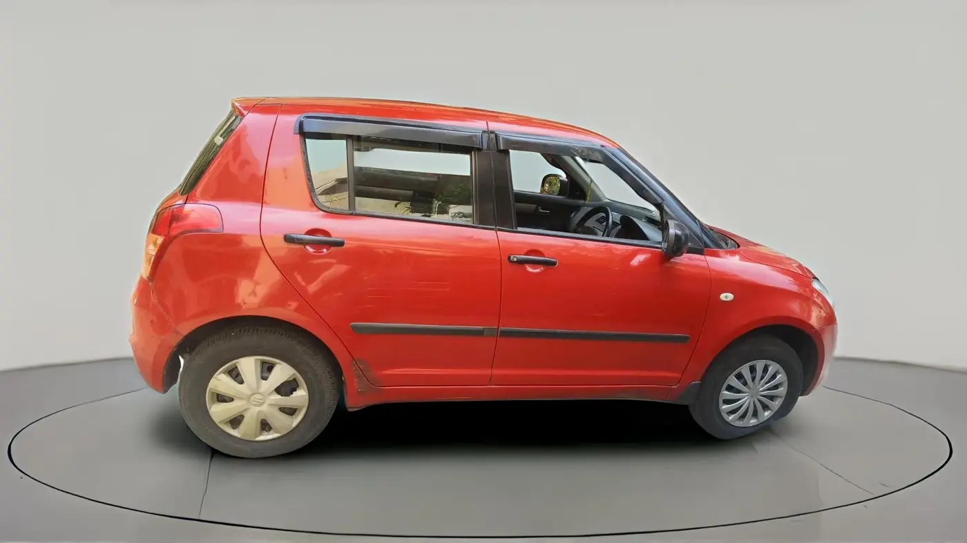 2009 Maruti Swift VXI 1.3, Petrol, Manual, 1,01,692 km, exterior