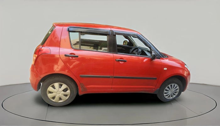 2009 Maruti Swift VXI 1.3, Petrol, Manual, 1,01,692 km, exterior