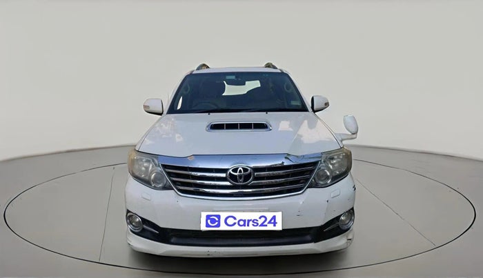 2015 Toyota Fortuner 3.0 4X2 MT, Diesel, Manual, 2,66,919 km, exterior