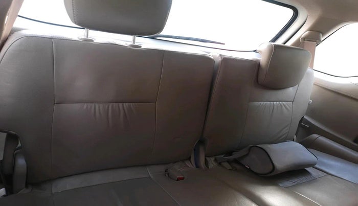 2015 Toyota Fortuner 3.0 4X2 MT, Diesel, Manual, 2,66,919 km, interior