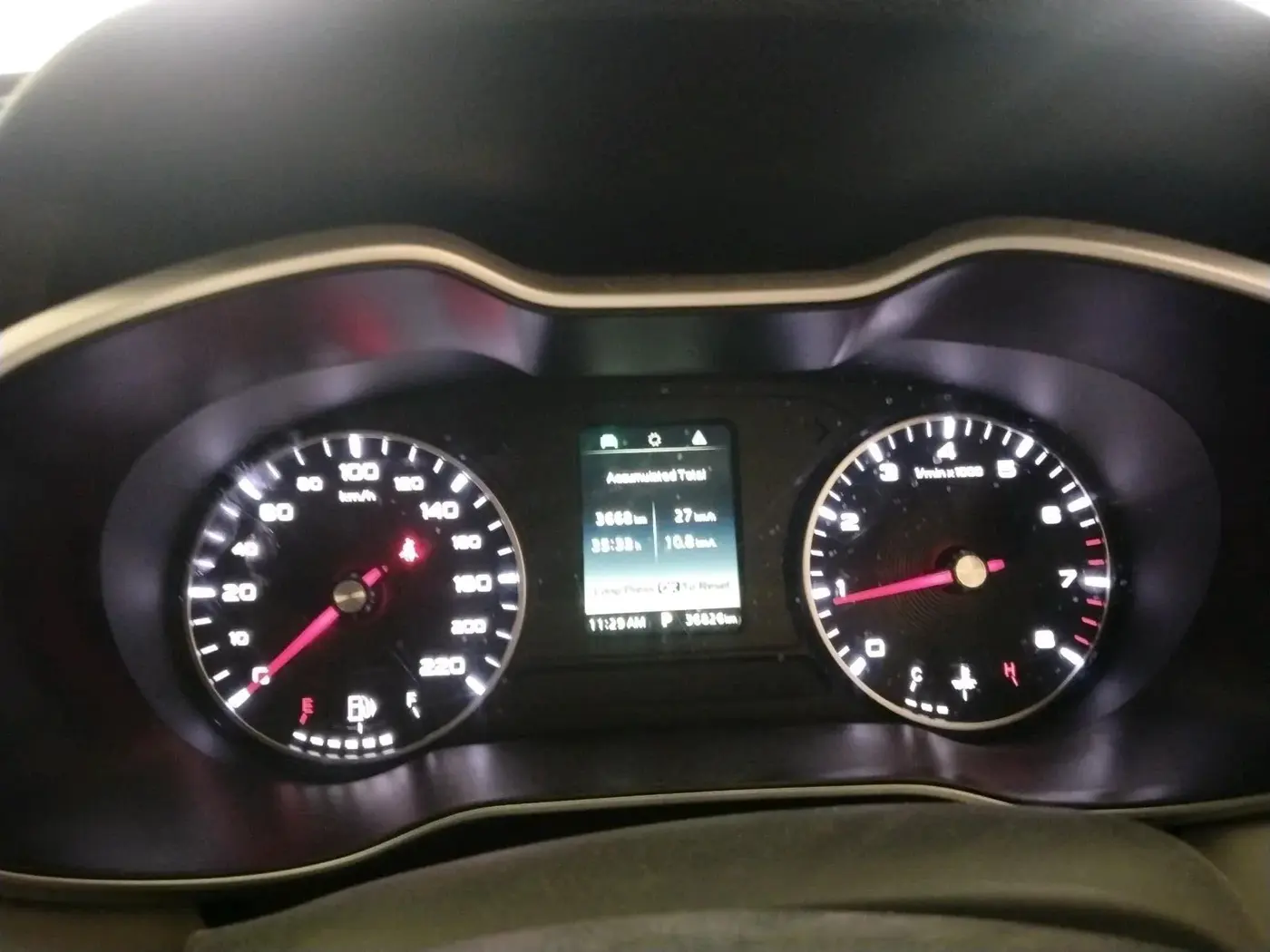 2021 MG ASTOR SUPER 1.5 CVT, Petrol, Automatic, 36,826 km, interior