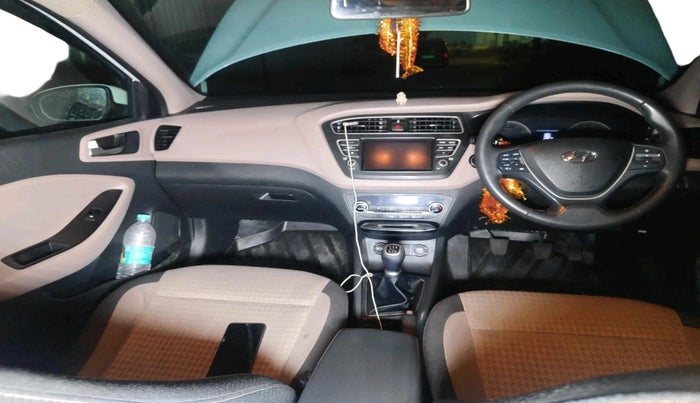 2018 Hyundai Elite i20 ASTA 1.2 (O), Petrol, Manual, 1,27,536 km, interior