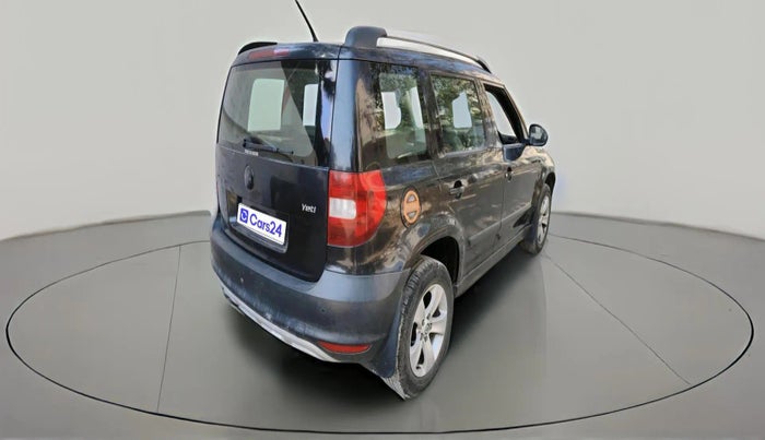 2012 Skoda Yeti AMBITION 2.0 TDI CR 4X2, Diesel, Manual, 1,78,699 km, exterior