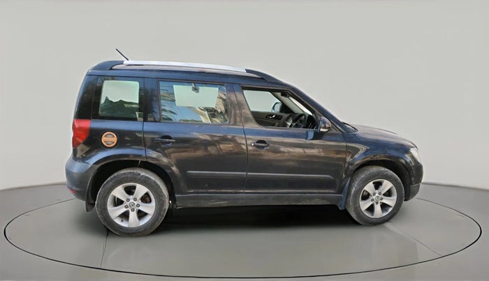 2012 Skoda Yeti AMBITION 2.0 TDI CR 4X2, Diesel, Manual, 1,78,699 km, exterior