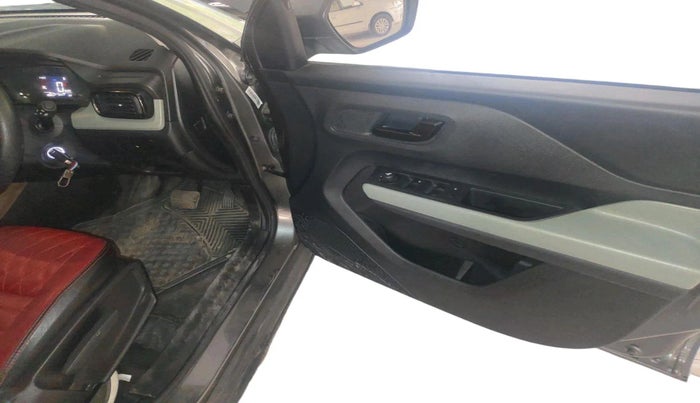 2025 Tata PUNCH ADVENTURE AMT, Petrol, Automatic, 13,085 km, interior