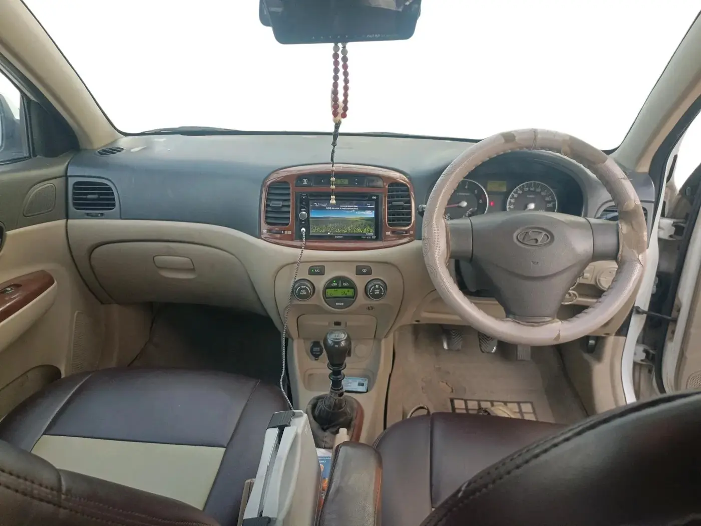 2008 Hyundai Verna VGT CRDI SX ABS, Diesel, Manual, 1,57,782 km, interior