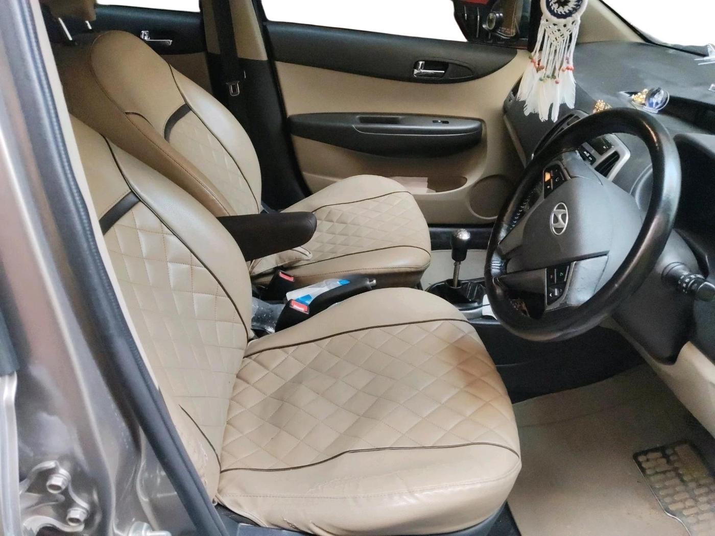 2013 Hyundai i20 ASTA 1.2, Petrol, Manual, 1,39,234 km, interior