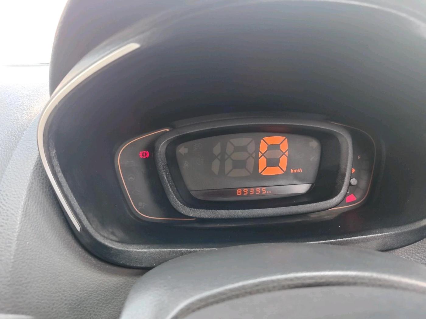 2015 Renault Kwid RXL, Petrol, Manual, 89,395 km, interior