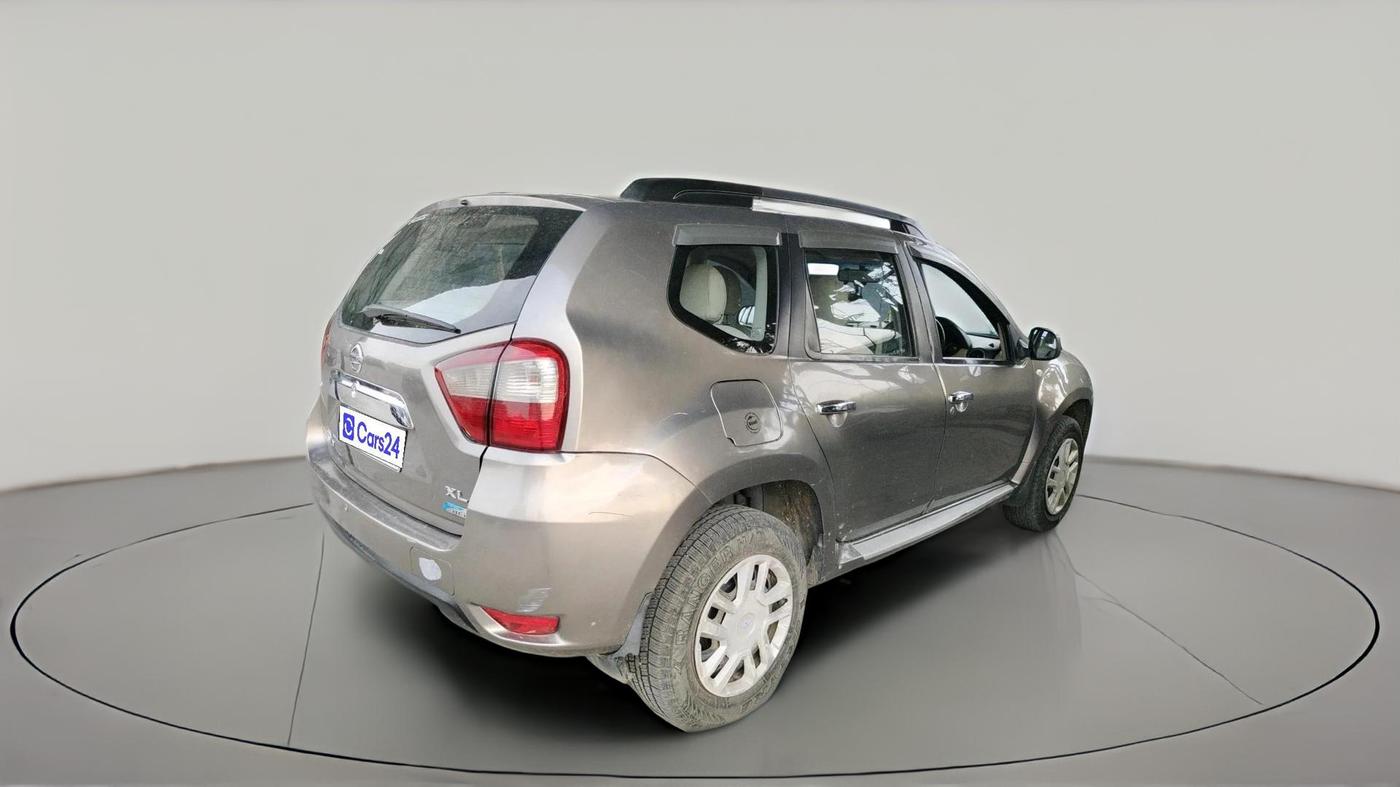2014 Nissan Terrano XL (D), Diesel, Manual, 1,03,564 km, exterior