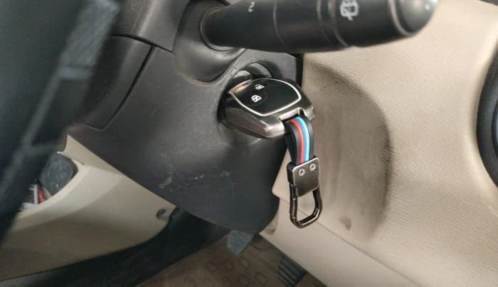 2014 Nissan Terrano XL (D), Diesel, Manual, 1,03,564 km, interior