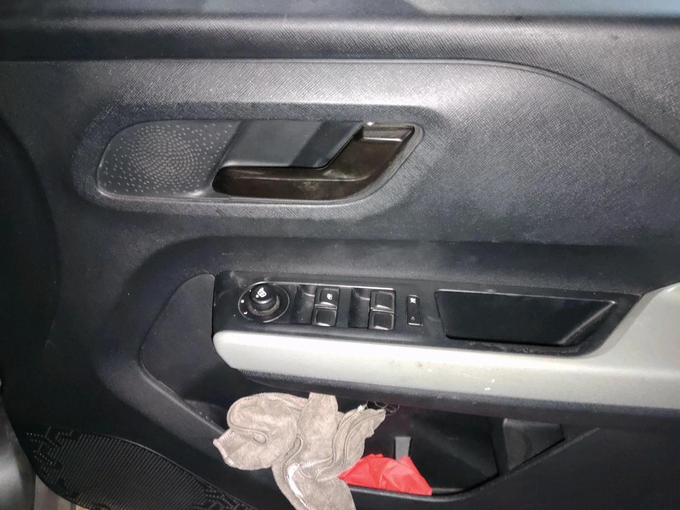 2022 Tata PUNCH ADVENTURE MT, Petrol, Manual, 47,933 km, interior
