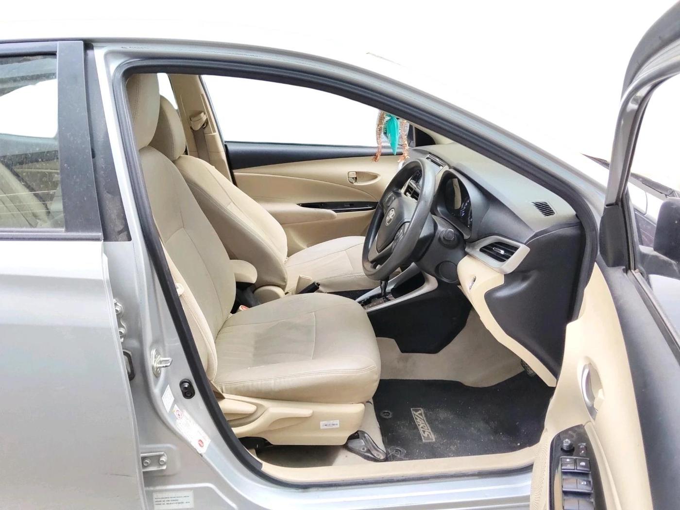 2018 Toyota YARIS G CVT, Petrol, Automatic, 1,67,260 km, interior