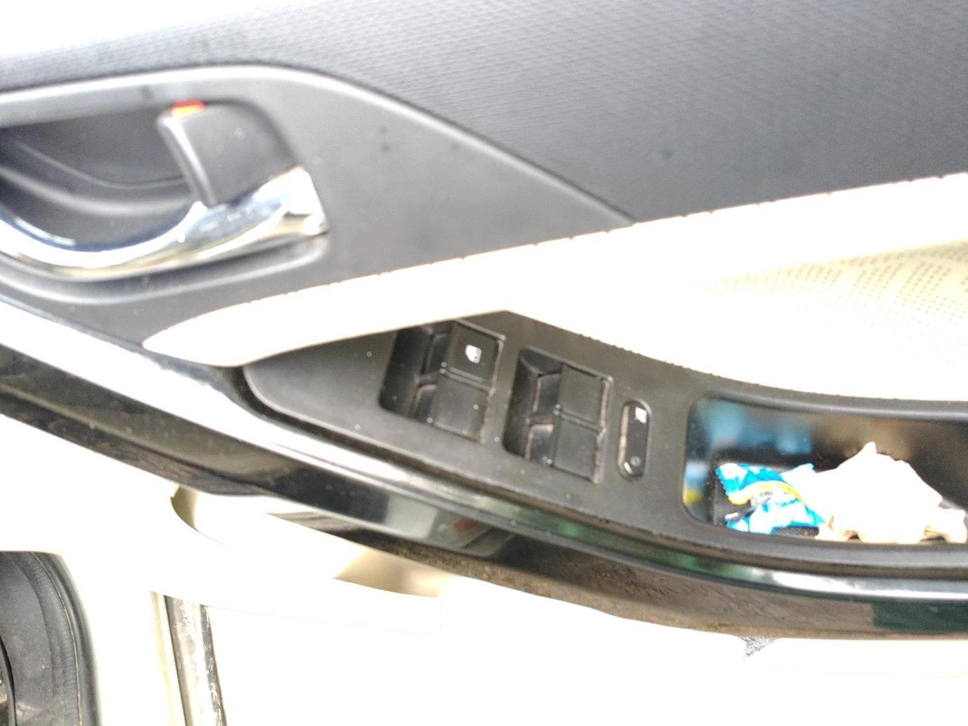 2023 Tata NEXON EV XZ PLUS LUX, Electric, Automatic, 72,163 km, interior