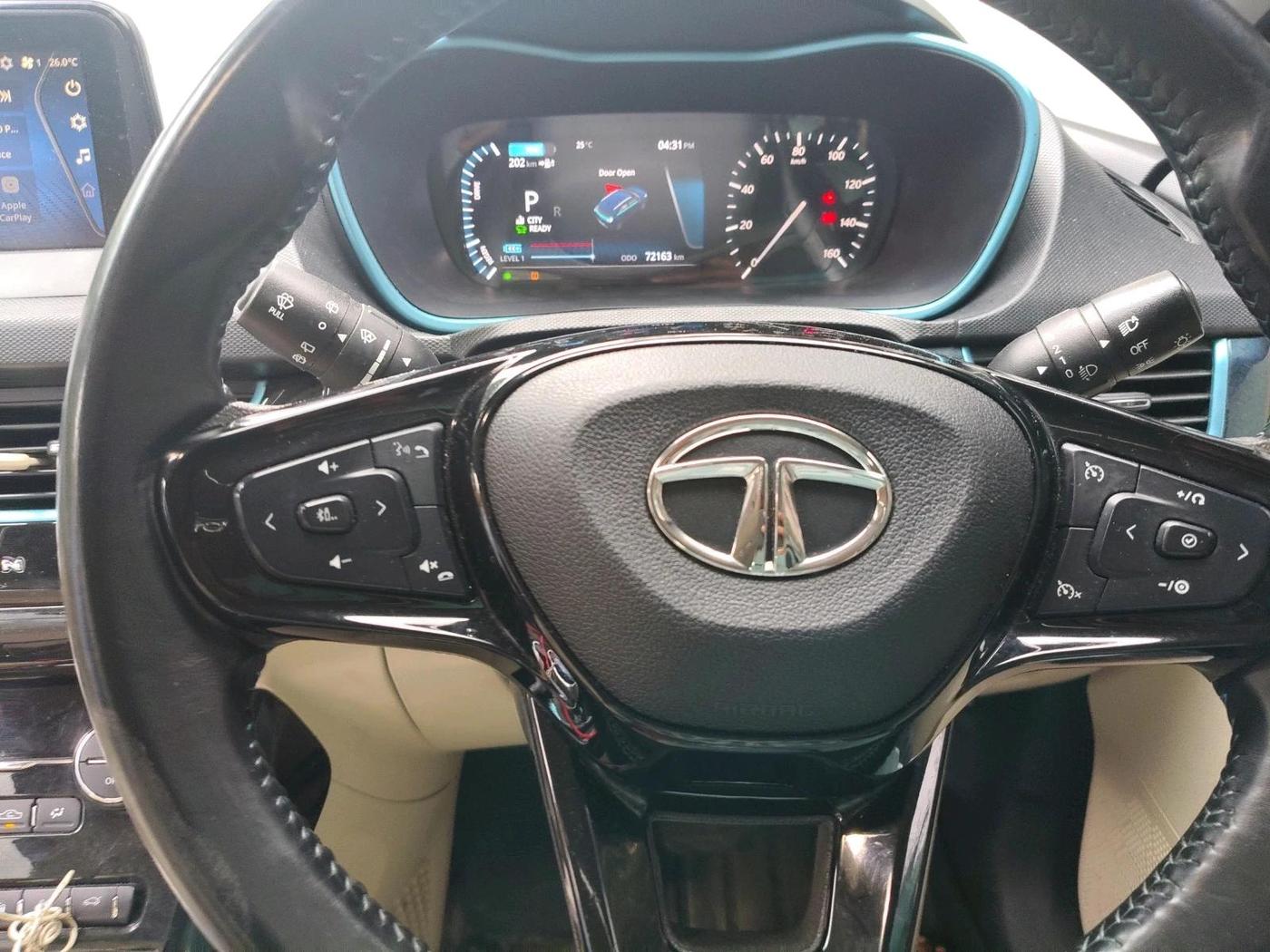 2023 Tata NEXON EV XZ PLUS LUX, Electric, Automatic, 72,163 km, interior