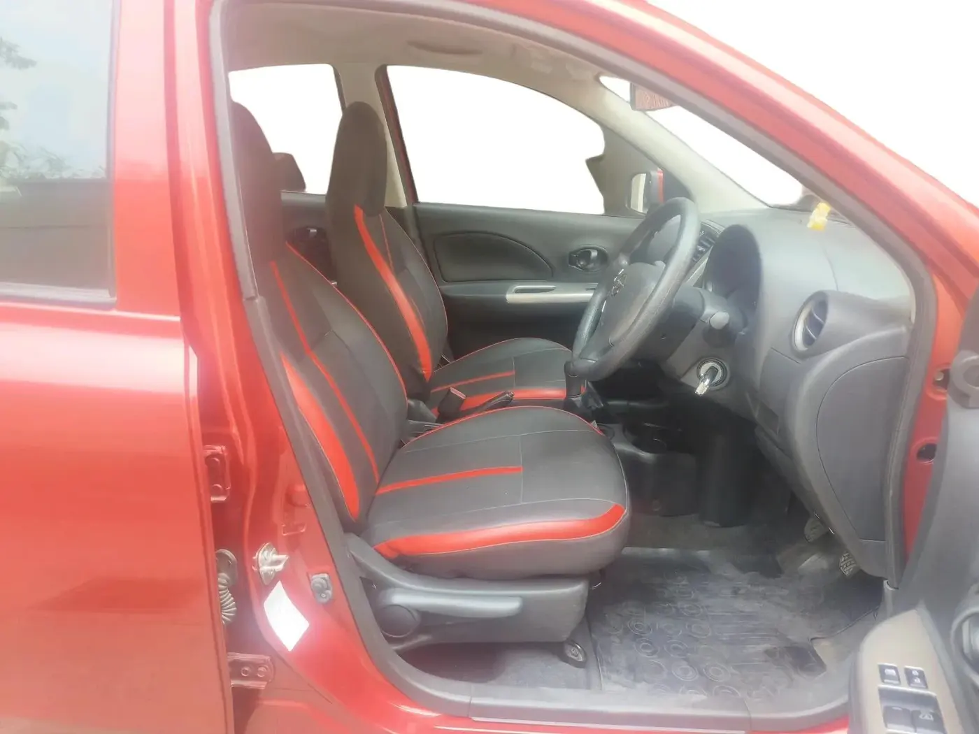 2018 Nissan Micra Active XV, Petrol, Manual, 28,933 km, interior