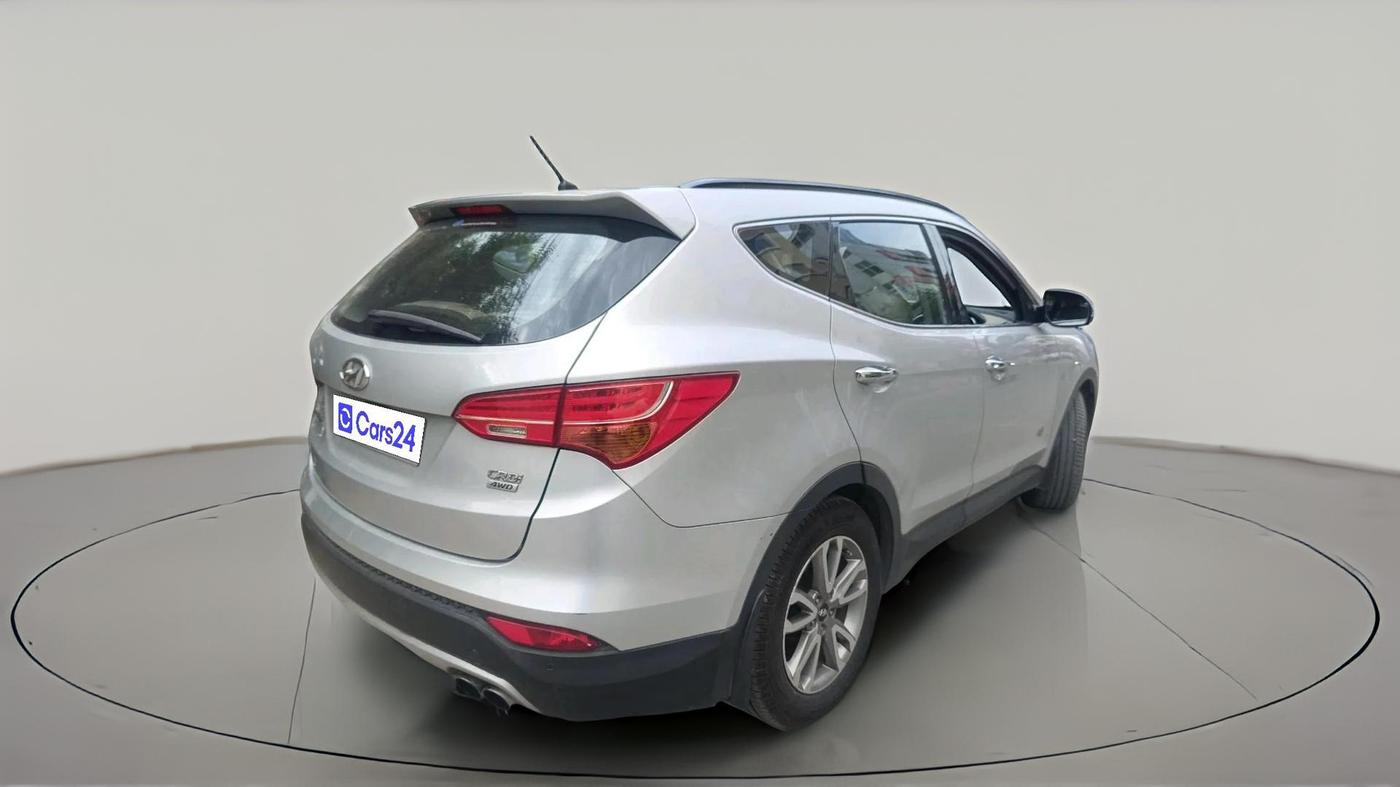 2014 Hyundai Santa Fe 4 WD AT, Diesel, Automatic, 1,35,151 km, exterior