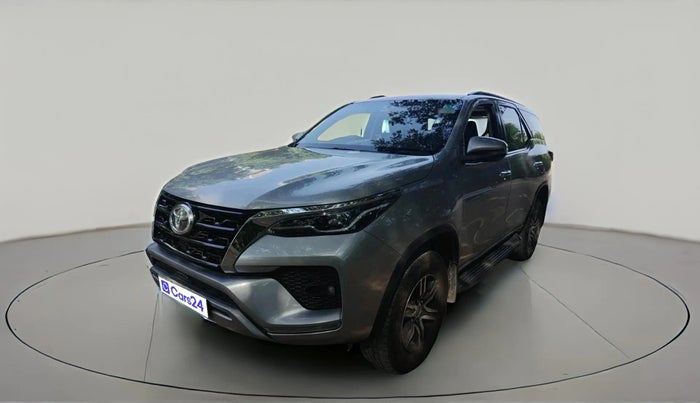 2021 Toyota Fortuner 4X2 MT 2.8 DIESEL, Diesel, Manual, 1,86,756 km, exterior