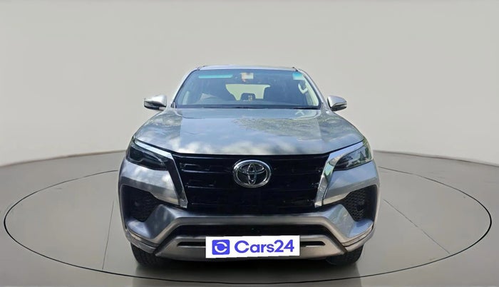 2021 Toyota Fortuner 4X2 MT 2.8 DIESEL, Diesel, Manual, 1,86,756 km, exterior