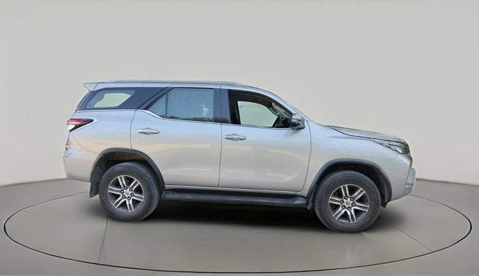 2021 Toyota Fortuner 4X2 MT 2.8 DIESEL, Diesel, Manual, 1,86,756 km, exterior